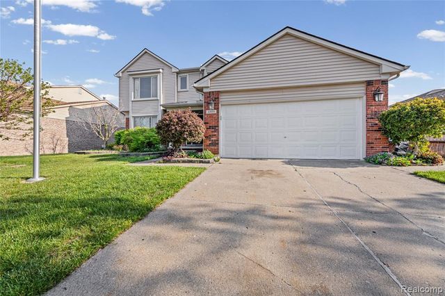 4959 Kingswood Drive, Warren, MI 48092