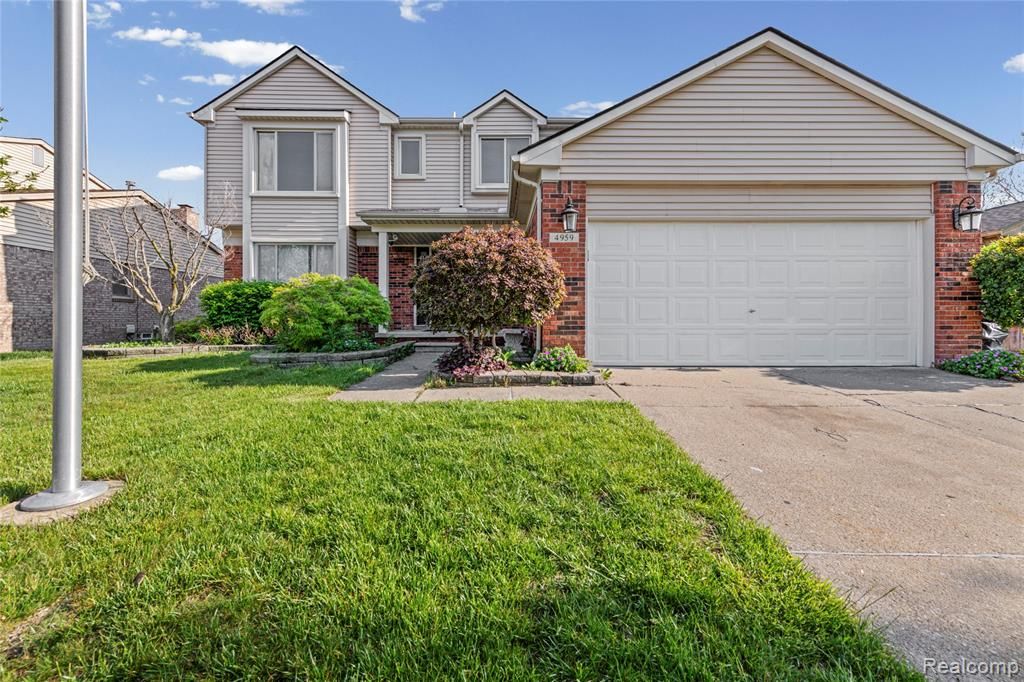 4959 Kingswood Drive, Warren, MI 48092