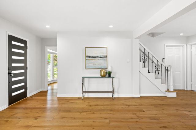 10611 Wyatt Street, Dallas, TX 75218