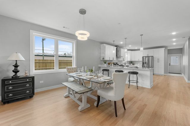 4113 Eberly Avenue, Brookfield, IL 60513