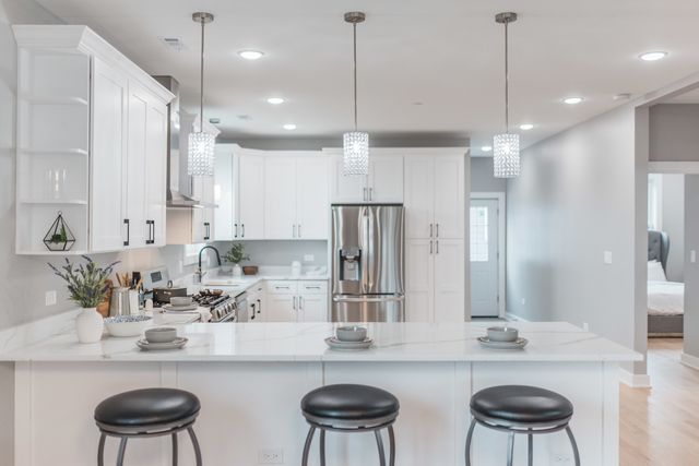 4113 Eberly Avenue, Brookfield, IL 60513