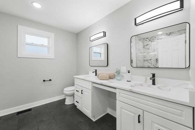4113 Eberly Avenue, Brookfield, IL 60513