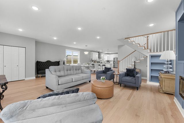 4113 Eberly Avenue, Brookfield, IL 60513