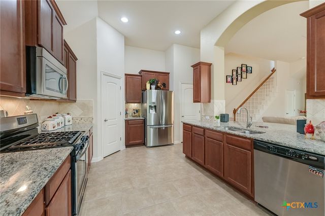 1827 Tall Chief, Leander, TX 78641
