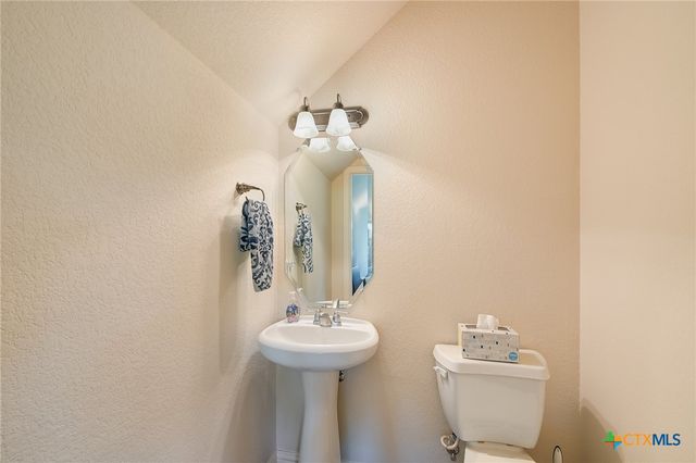 1827 Tall Chief, Leander, TX 78641