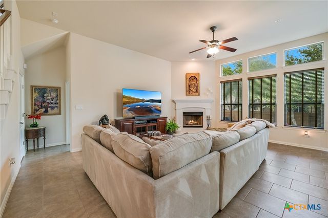 1827 Tall Chief, Leander, TX 78641