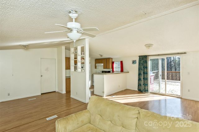 142 River Breeze Drive, Morganton, NC 28655