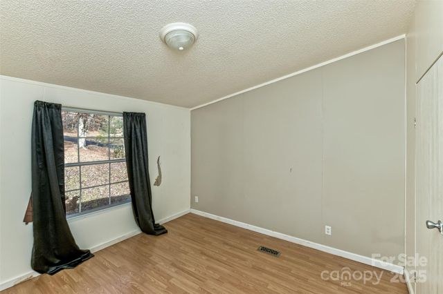 142 River Breeze Drive, Morganton, NC 28655