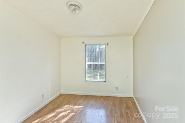 142 River Breeze Drive, Morganton, NC 28655