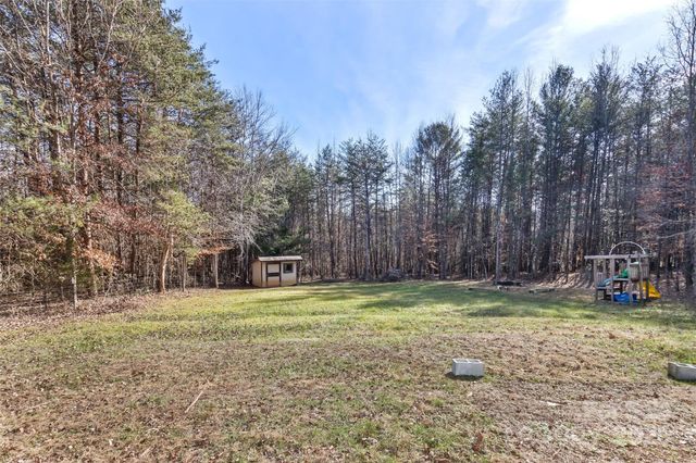 142 River Breeze Drive, Morganton, NC 28655