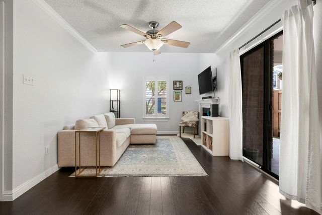 7635 Guadalupe ST 202, Austin, TX 78752