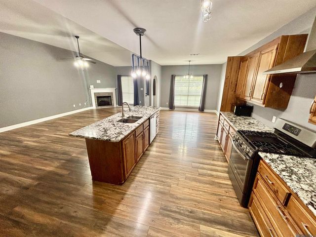 23776 Sandalwood Dr, Denham Springs, LA 70726