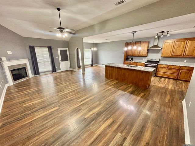 23776 Sandalwood Dr, Denham Springs, LA 70726