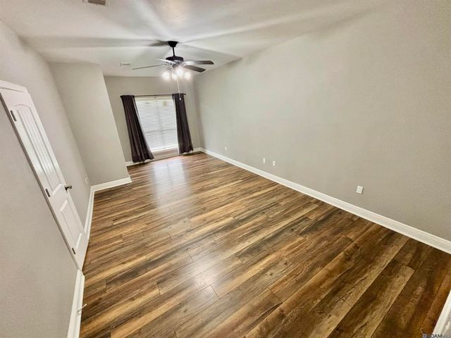 23776 Sandalwood Dr, Denham Springs, LA 70726