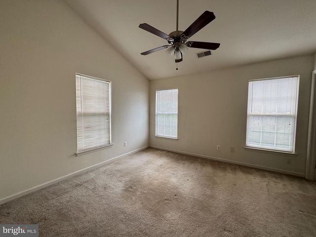 16410 STEERAGE CIR, Woodbridge, VA 22191