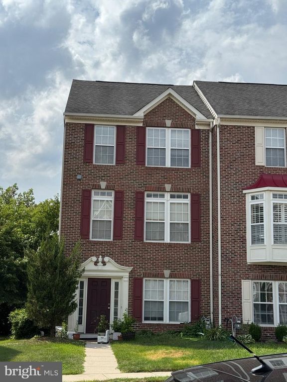 16410 STEERAGE CIR, Woodbridge, VA 22191