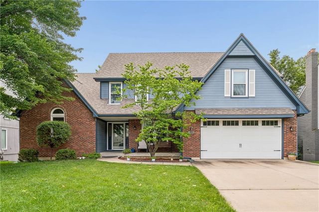 8515 Hallet Street, Lenexa, KS 66215