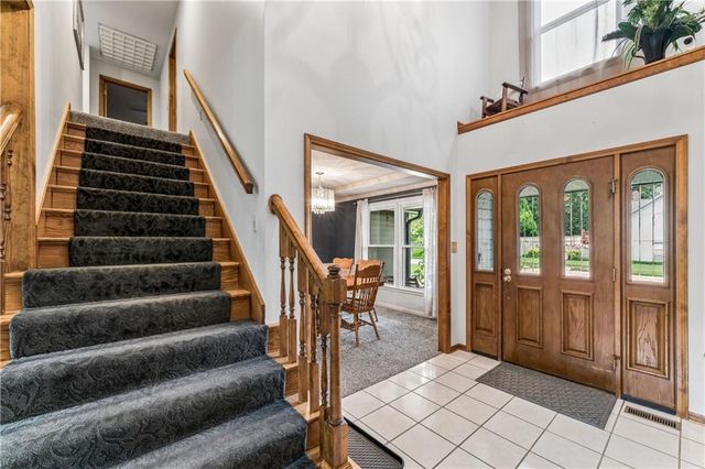 8515 Hallet Street, Lenexa, KS 66215