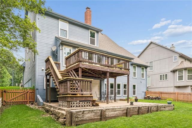 8515 Hallet Street, Lenexa, KS 66215