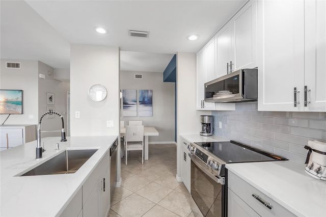 7705 GRAND ESTUARY TRAIL 206, Bradenton, FL 34212