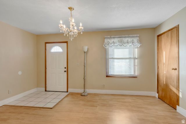 1612 E CANYON DR, South Weber, UT 84405