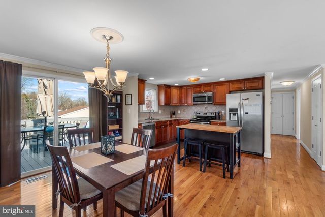 9469 SEVEN COURTS DR, Nottingham, MD 21236