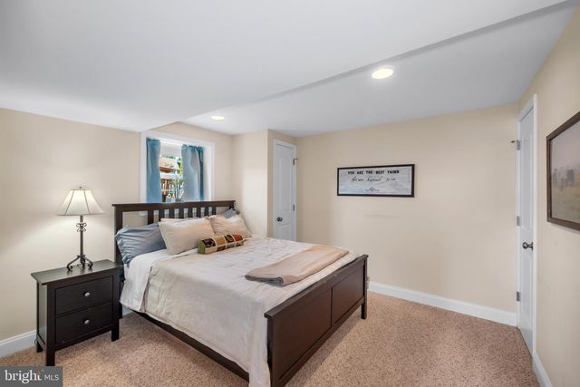 9469 SEVEN COURTS DR, Nottingham, MD 21236