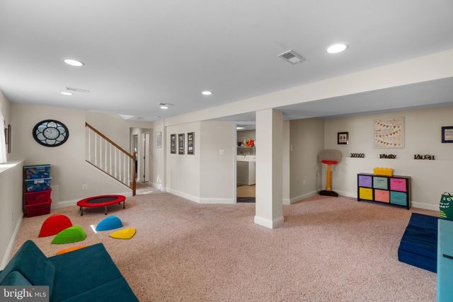 9469 SEVEN COURTS DR, Nottingham, MD 21236