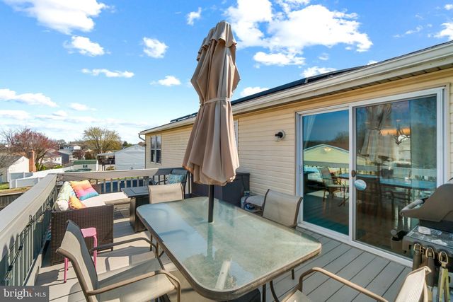 9469 SEVEN COURTS DR, Nottingham, MD 21236