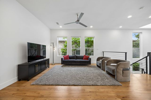 5011 Mission Avenue A, Dallas, TX 75206