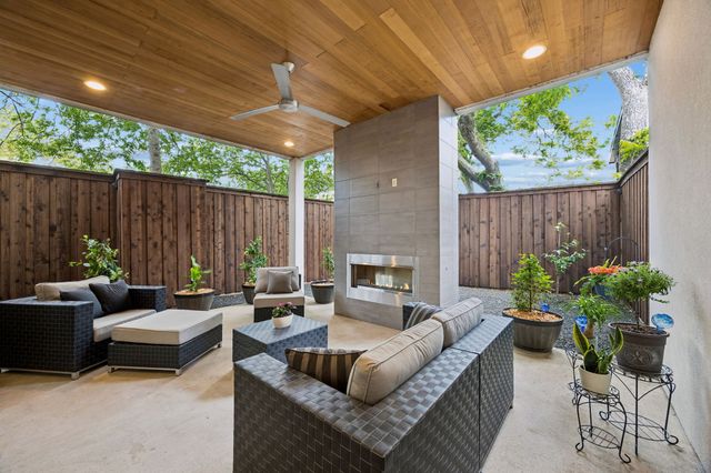 5011 Mission Avenue A, Dallas, TX 75206