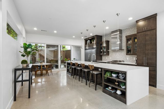 5011 Mission Avenue A, Dallas, TX 75206