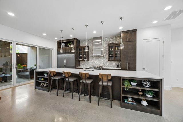 5011 Mission Avenue A, Dallas, TX 75206