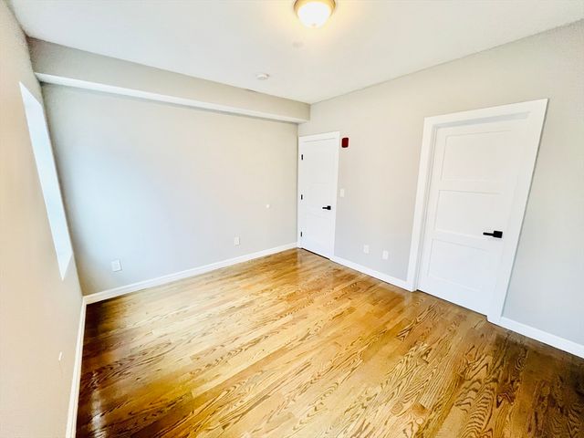47-49 Walnut St 2, Boston, MA 02122