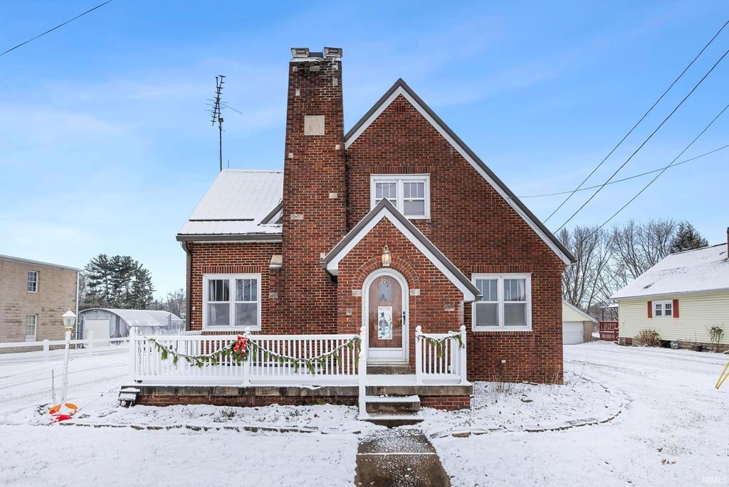 228 W State Road 56 Road, Jasper, IN 47546