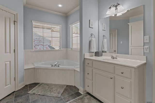 18215 Kenner Dr, Prairieville, LA 70769