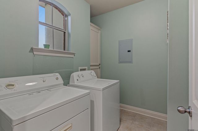 18215 Kenner Dr, Prairieville, LA 70769