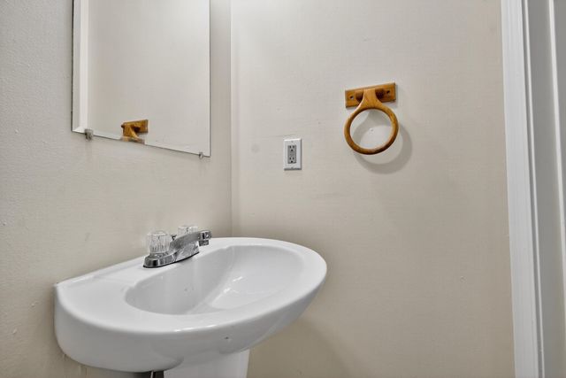 220 Tanbark Drive, Georgetown, KY 40324