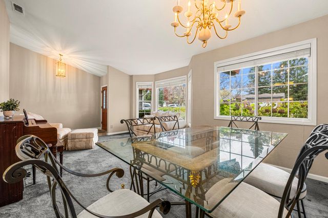 2628 Royal Park Dr, Cameron Park, CA 95682