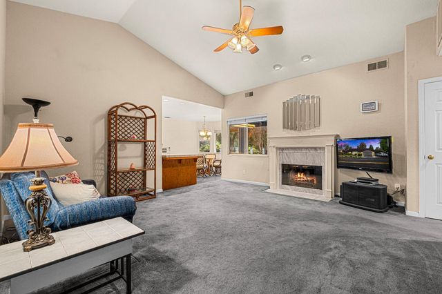 2628 Royal Park Dr, Cameron Park, CA 95682