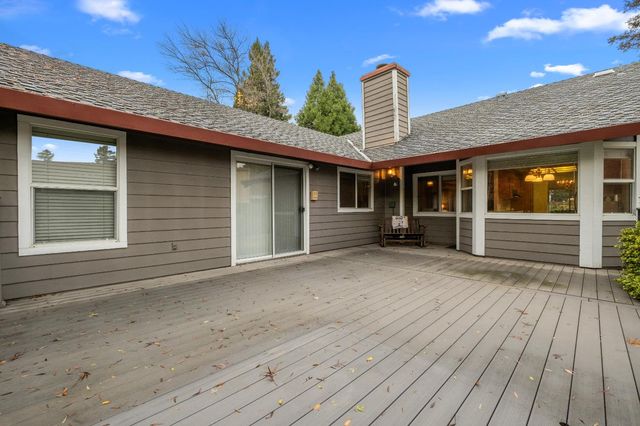 2628 Royal Park Dr, Cameron Park, CA 95682