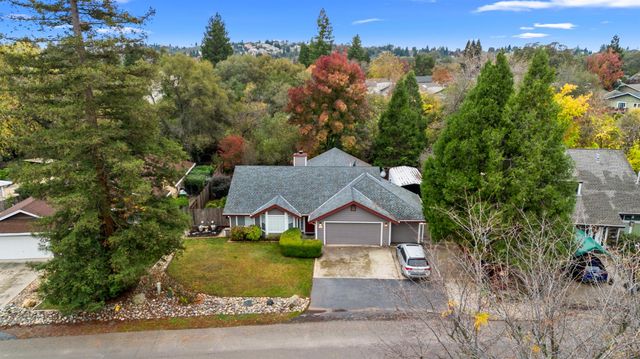 2628 Royal Park Dr, Cameron Park, CA 95682