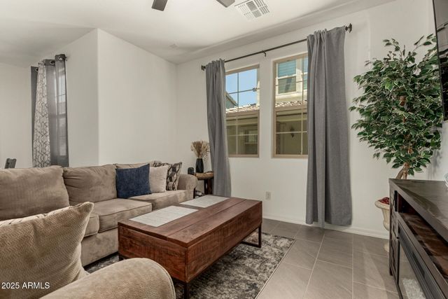 14236 W Buckskin Trail, Surprise, AZ 85387