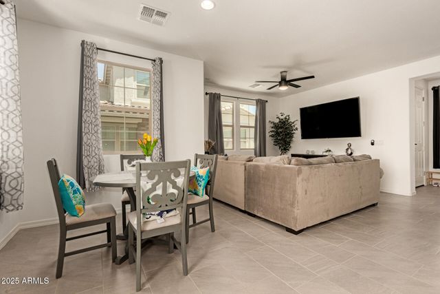 14236 W Buckskin Trail, Surprise, AZ 85387