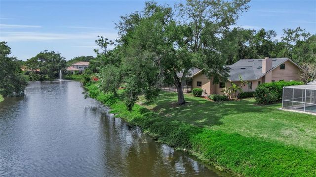 1732 PINE HARRIER CIRCLE, Sarasota, FL 34231