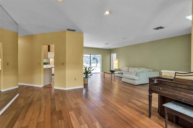 1732 PINE HARRIER CIRCLE, Sarasota, FL 34231