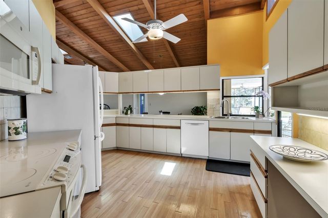 1732 PINE HARRIER CIRCLE, Sarasota, FL 34231