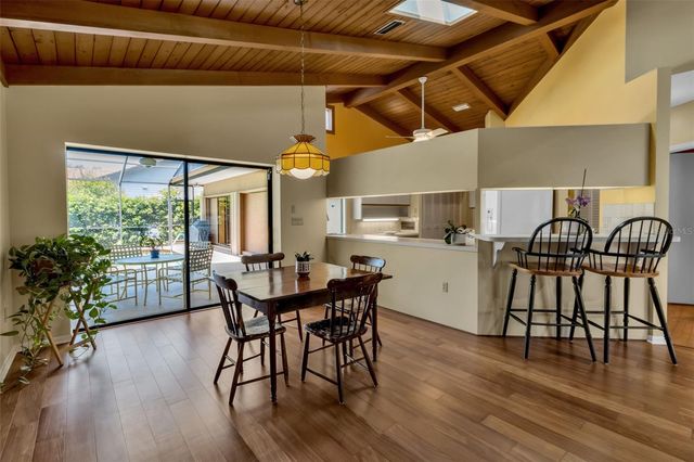 1732 PINE HARRIER CIRCLE, Sarasota, FL 34231