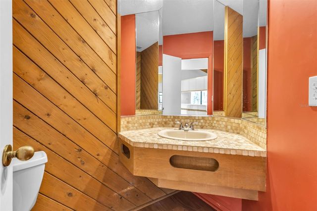 1732 PINE HARRIER CIRCLE, Sarasota, FL 34231