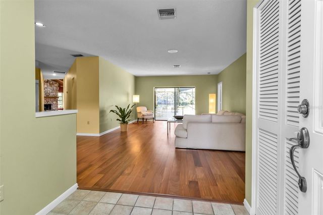 1732 PINE HARRIER CIRCLE, Sarasota, FL 34231